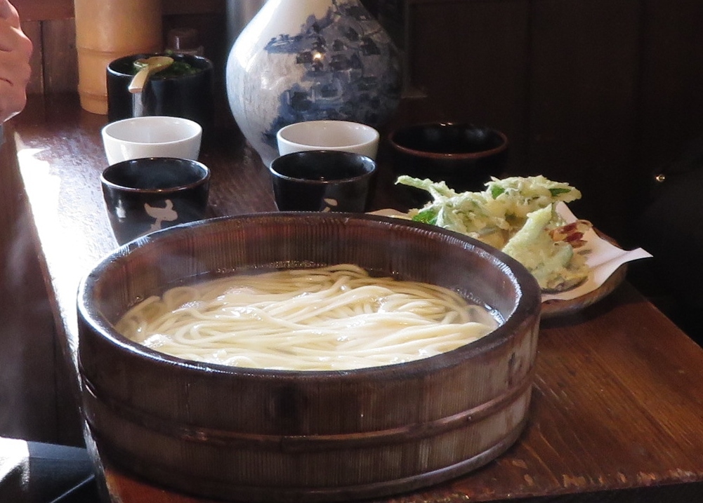 わら家のたらいうどん＠香川県高松市_d0025605_14445267.jpg