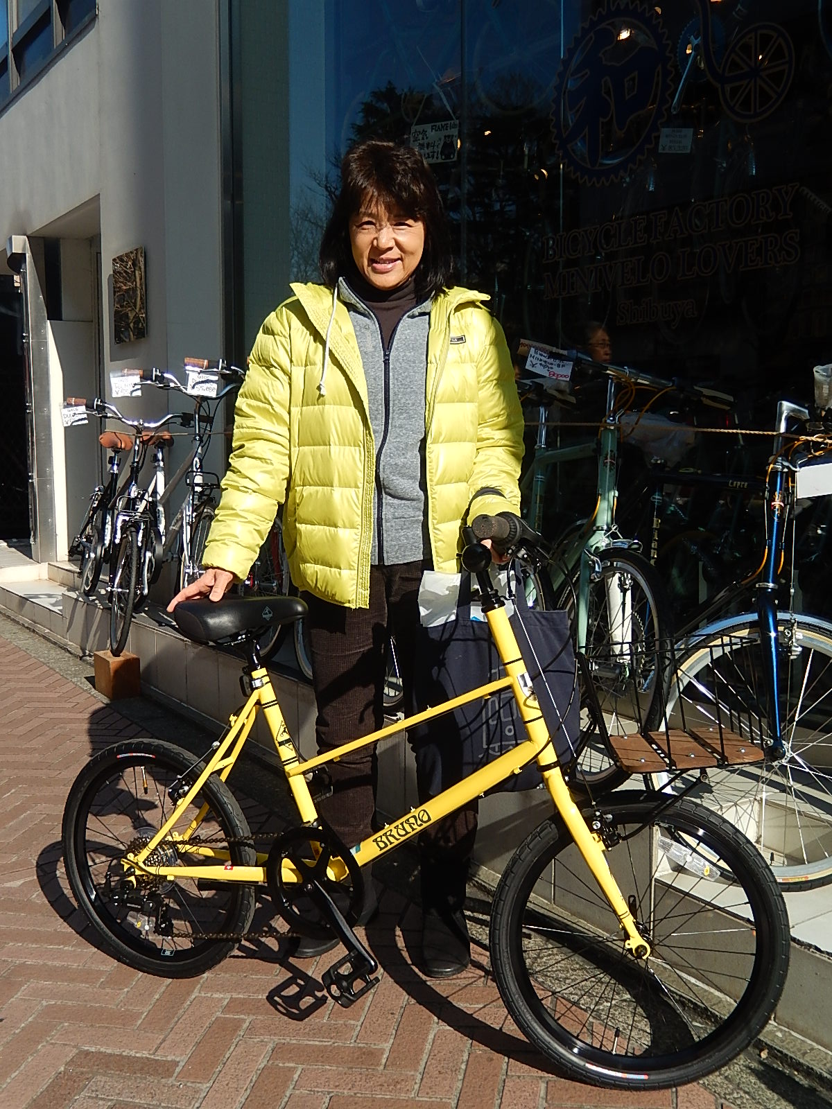 1月4日　渋谷　原宿　の自転車屋　FLAME bike前です_e0188759_18532235.jpg