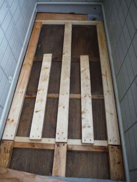 塗り替えとバルコニー補修 ~ 雨漏り確認と対応。_d0165368_07350814.jpg