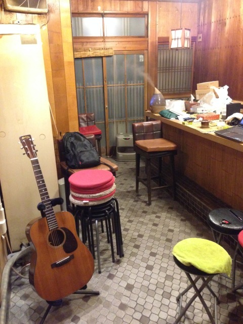 なにはともあれ設営設営_a0334793_10553636.jpg