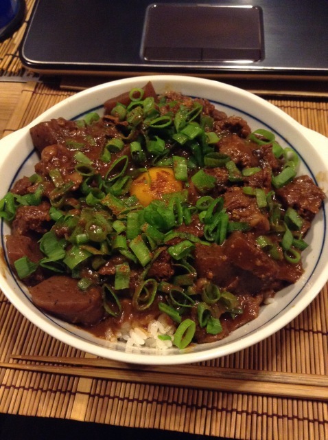 どて煮丼_a0334793_12113732.jpg