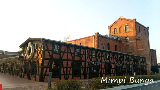 f0265474_1222533.jpg