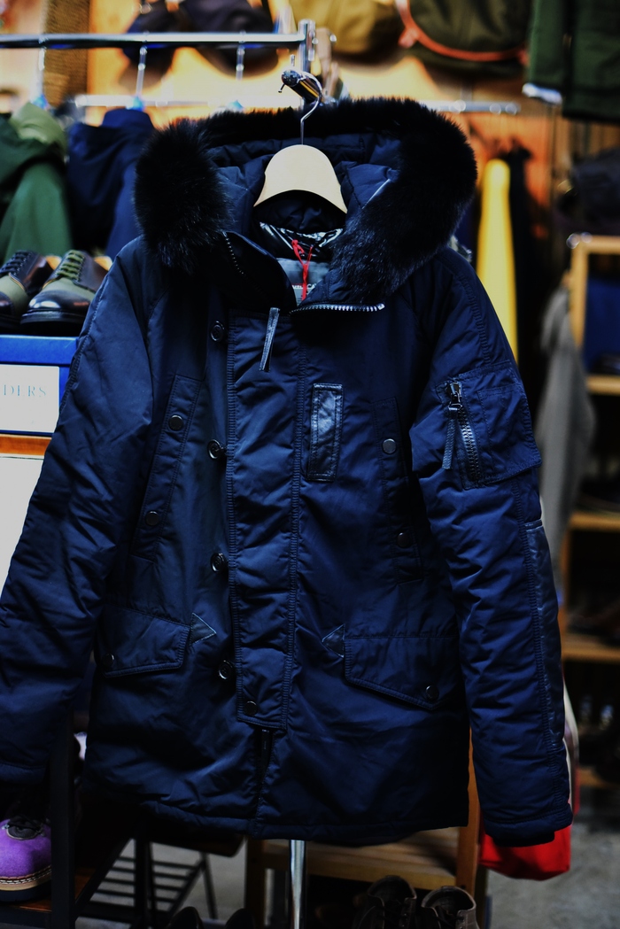 今冬・最終の刺客!★? DUVETICA ・・・ BEIRNE_d0152280_3482032.jpg