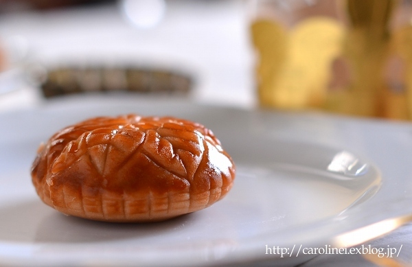 ガレット・デ・ロワ 2017ー実は練りきり　　Homemade Galette des Rois 2017-Nerikiri Ver._d0025294_19134031.jpg