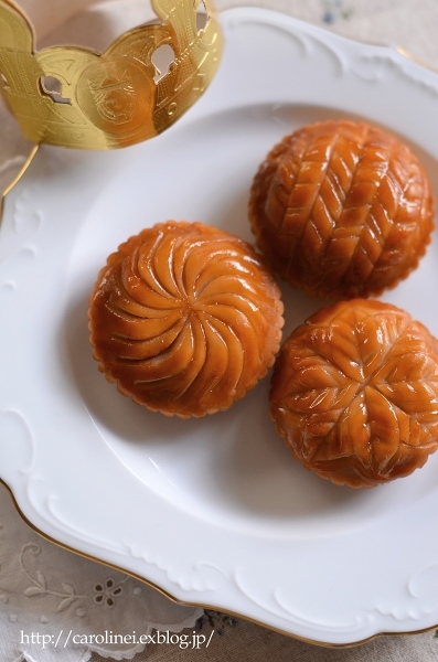 ガレット・デ・ロワ 2017ー実は練りきり　　Homemade Galette des Rois 2017-Nerikiri Ver._d0025294_19140783.jpg