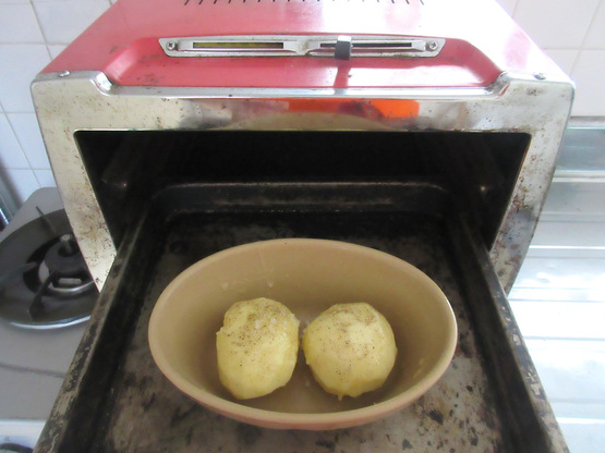 イギリス料理 レシピ ハッセルバック ポテト Hasselback Potatoes イギリスの食 イギリスの料理 菓子