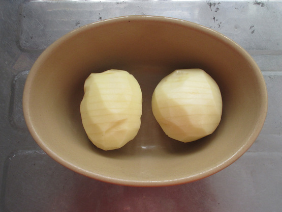 イギリス料理 レシピ ハッセルバック ポテト Hasselback Potatoes イギリスの食 イギリスの料理 菓子