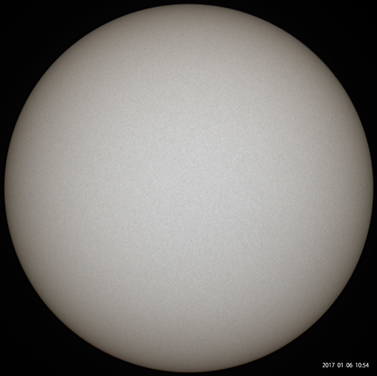 1月6日の太陽_e0174091_10561793.jpg