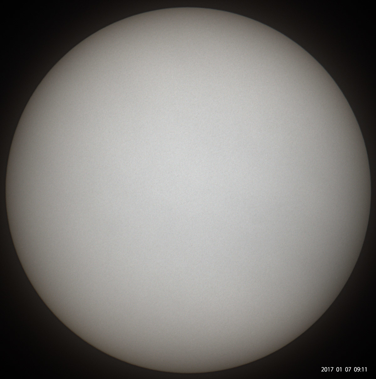 1月7日の太陽_e0174091_11004854.jpg