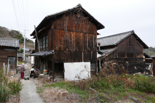 海界の村を歩く 瀬戸内海 安居島(愛媛県)_d0147406_08431548.jpg