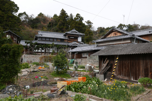 海界の村を歩く 瀬戸内海 安居島(愛媛県)_d0147406_09185216.jpg