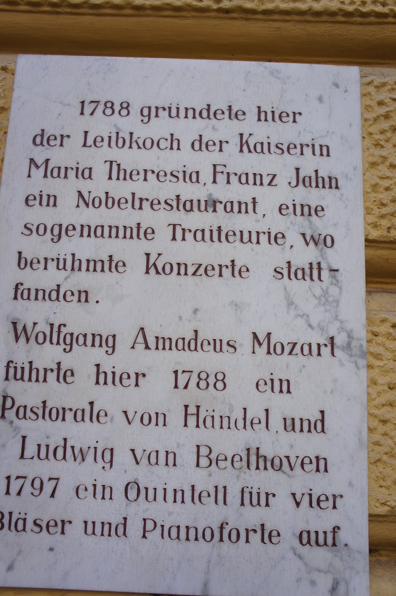 b0112909_181244100.jpg