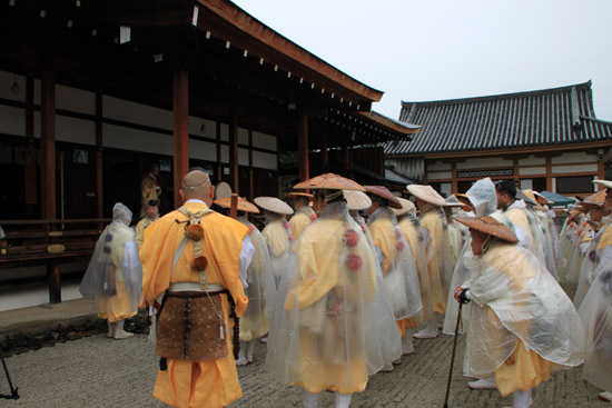 寒中托鉢修業 聖護院_e0048413_20421424.jpg