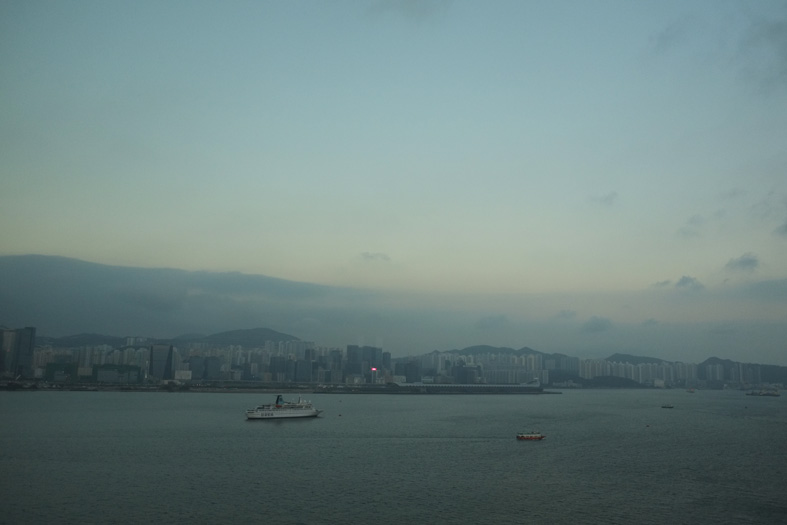 ■香港──朝焼け・夕焼け・港の夜景［1.2-5］_d0190217_12461078.jpg