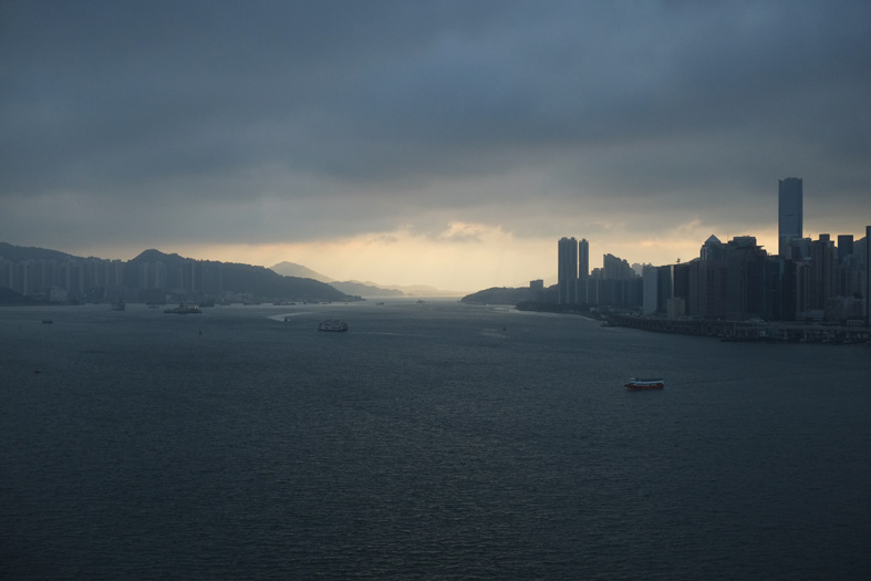 ■香港──朝焼け・夕焼け・港の夜景［1.2-5］_d0190217_1254942.jpg