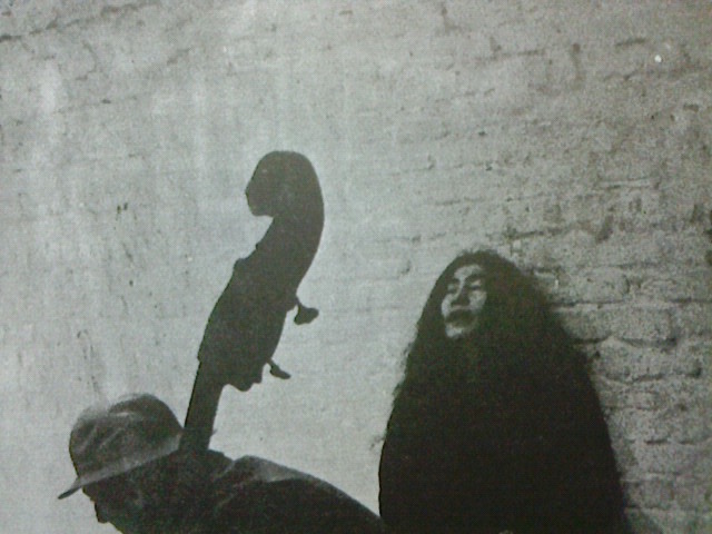 昨日到着レコ 〜 Yoko Ono / Plastic Ono Band_c0104445_209654.jpg