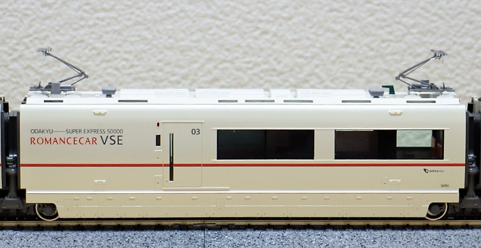 TOMIX(HO)小田急ロマンスカー50000形VSEを見る TOMIX(HO)小田急ロマンスカー50000形VSEを見る