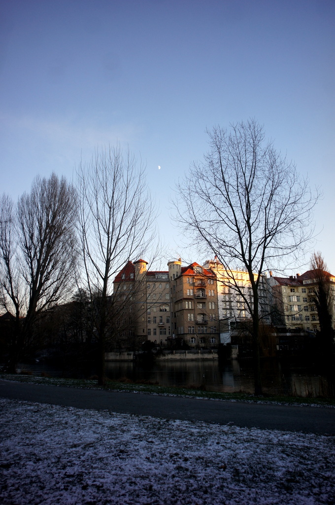 −8℃の湖畔散歩_c0180686_20590316.jpg