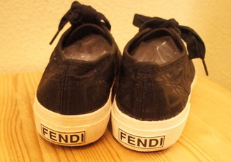 Sneakers (Chanel, Fendi)_f0144612_07453954.jpg