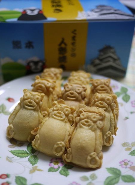 くまモンの人形焼き_b0093135_21045152.jpg