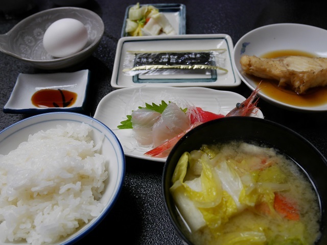 石川県かほく市 民宿やまじゅうの朝ごはん 松下ルミコと見る景色 石川県かほく市 民宿やまじゅうの朝ごはん 松下ルミコと見る景色