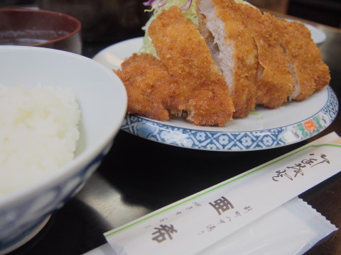 とんかつ定食(ロース):とんかつ・ステーキ亜希(青森市)_b0147224_20322569.jpg