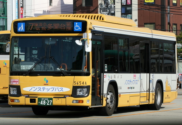 山陽電車と山陽バス_b0314633_23103744.jpg