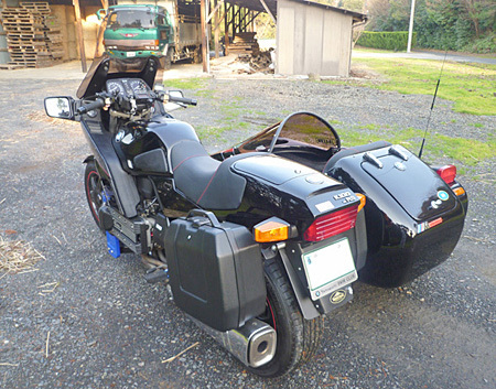 【オーナー様からの写真 その1 / BMW K100RS + NKオート ロードセイラーⅢ】_e0218639_17514680.jpg