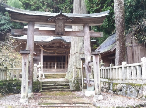 福知山市三和町西松の神社_a0003356_16040868.jpg