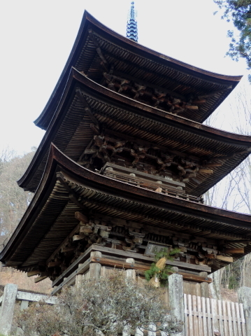 長野そぞろ歩き：青木村・大法寺_f0049074_05152579.jpg