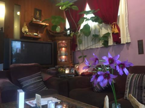 この時期、お部屋に飾るオススメの花は?_a0037910_11094691.jpg