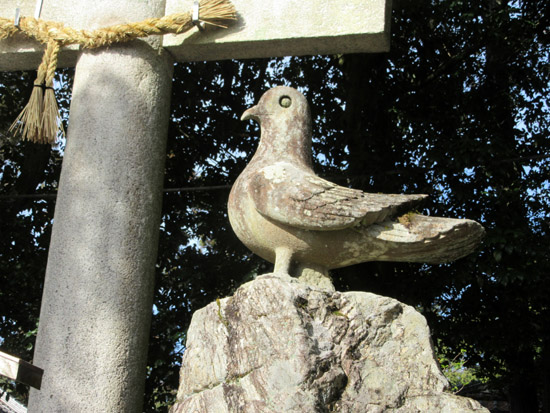 鳩の社 三宅八幡宮_e0048413_19233852.jpg