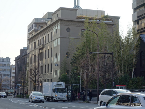 f0374868_08585540.jpg