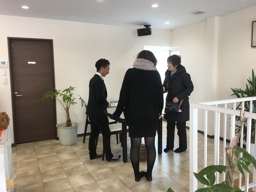 1月12日「木」山本がおくりまーす♪TOMMYの1日 ランクル ハマーアルファード_b0127002_18264978.jpg