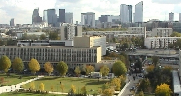 パリ第10大学_f0115627_15095039.jpg