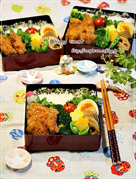 チキンカツ弁当と今夜は豚汁♪_f0348032_18381868.jpg