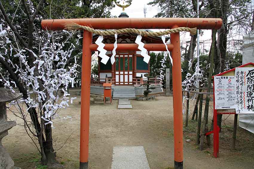 阿波忌部の祖神「天日鷲命」を追っ掛けて-08♪羽曳野・大津神社_d0058941_20505310.jpg