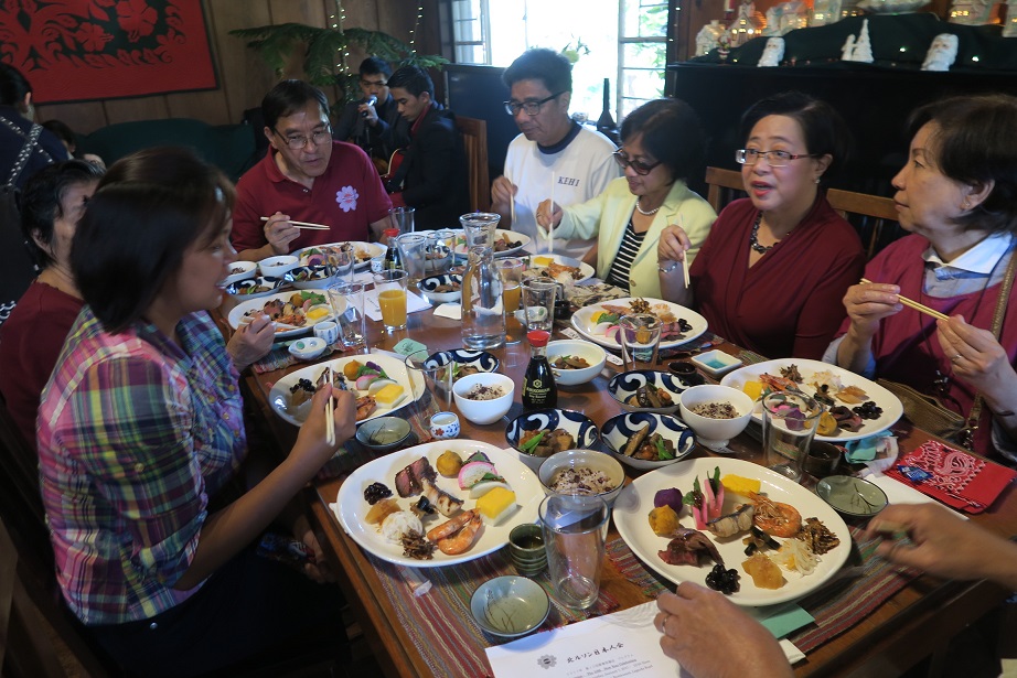 第１０回記念　新春祝賀会　－　Japanese Association in Northern Luzon, Inc._a0109542_044978.jpg