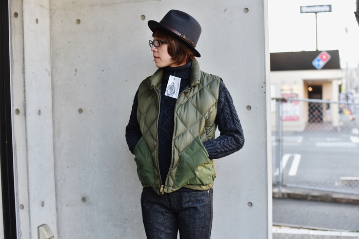 名品KNIT です。。。Guernsey Woollens Knitwear ・・・ CABLE KNIT TURTLE!★!_d0152280_551735.jpg