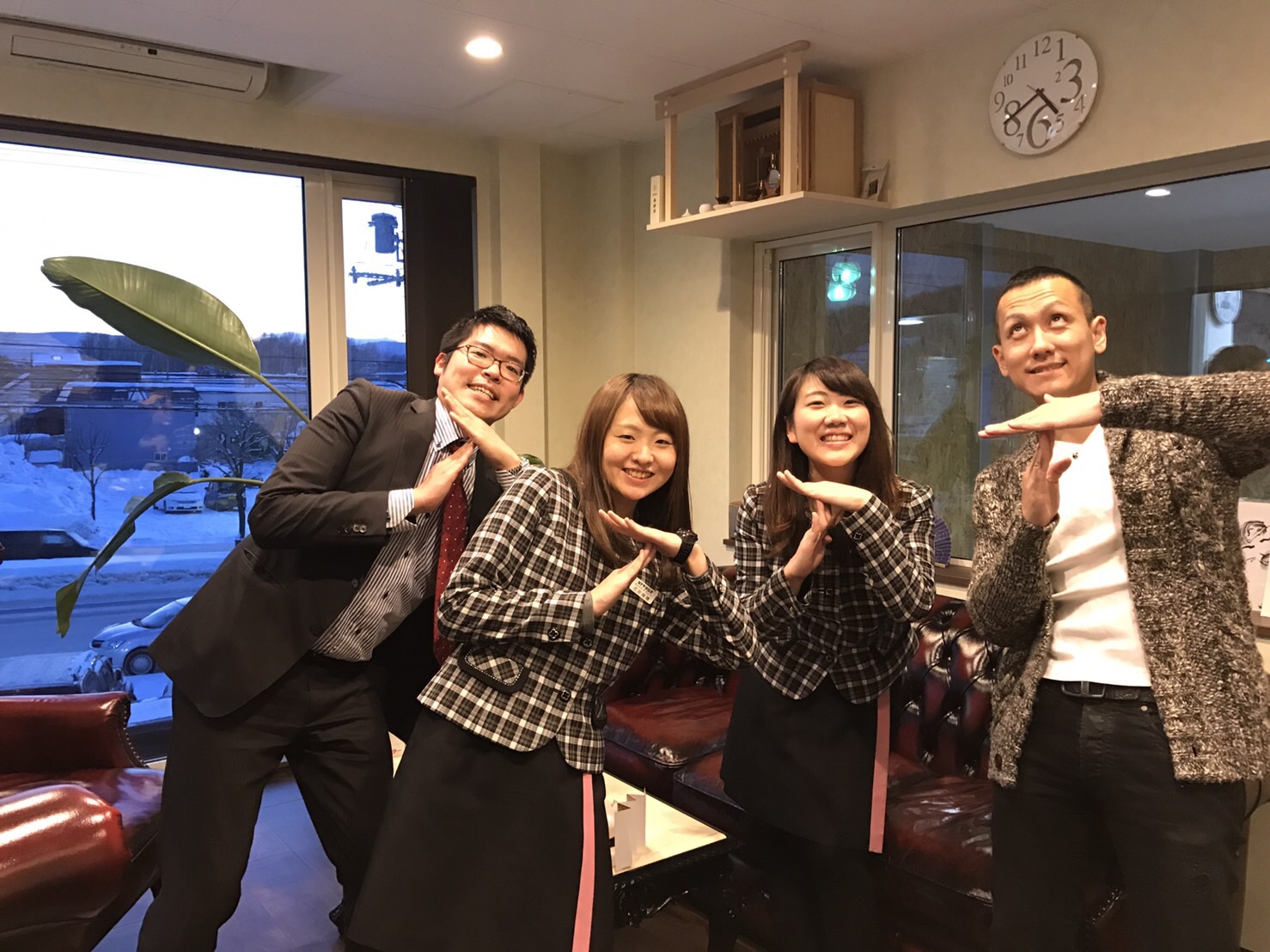 1月13日 金曜日の本店オールスターブログ!(*´ω`*) ランクル・ハマー構造変更もお任せ下さい♫TOMMY_b0127002_18443913.jpg