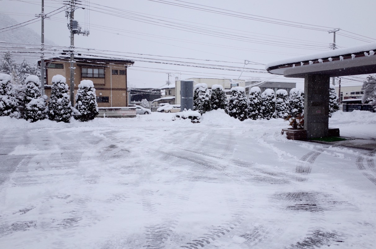 除雪完了！_e0084756_08561869.jpg