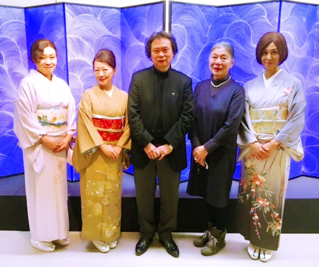 日本画家の奇才『石踊達哉展』へ@日本橋三越_a0138976_17195024.jpg