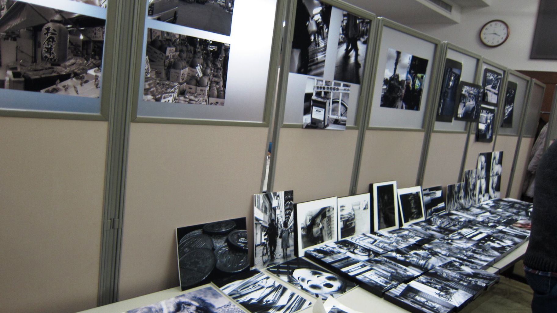2535)「会議室で旧作による半日の写真・ミニ個展&批評会 長内正志(札大4年）」市民活動S. 終了/11月20日(日_f0126829_1739966.jpg