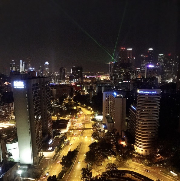 f0304452_09085204.jpg