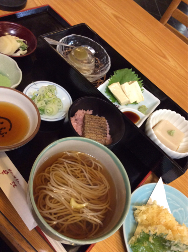 冷え込む名古屋で精進のお蕎麦料理_f0093957_06585525.jpg