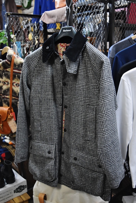 HOLLING WORTH (MADE in England) ・・・ CORDUROY FIELD JACKET (NEW・BEIGE)!★!_d0152280_5572453.jpg
