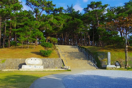 2016冬　沖縄の旅6～城めぐり第一弾　座喜味城_b0312126_23573103.jpg