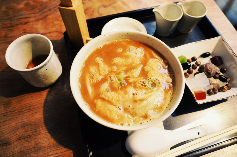 【食べ歩き】佐原の「いなえ」　～カレーうどんとあんみつ   _b0008655_08371229.jpg