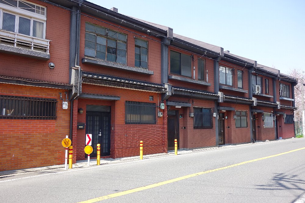 網島町の洋風長屋 レトロな建物を訪ねて
