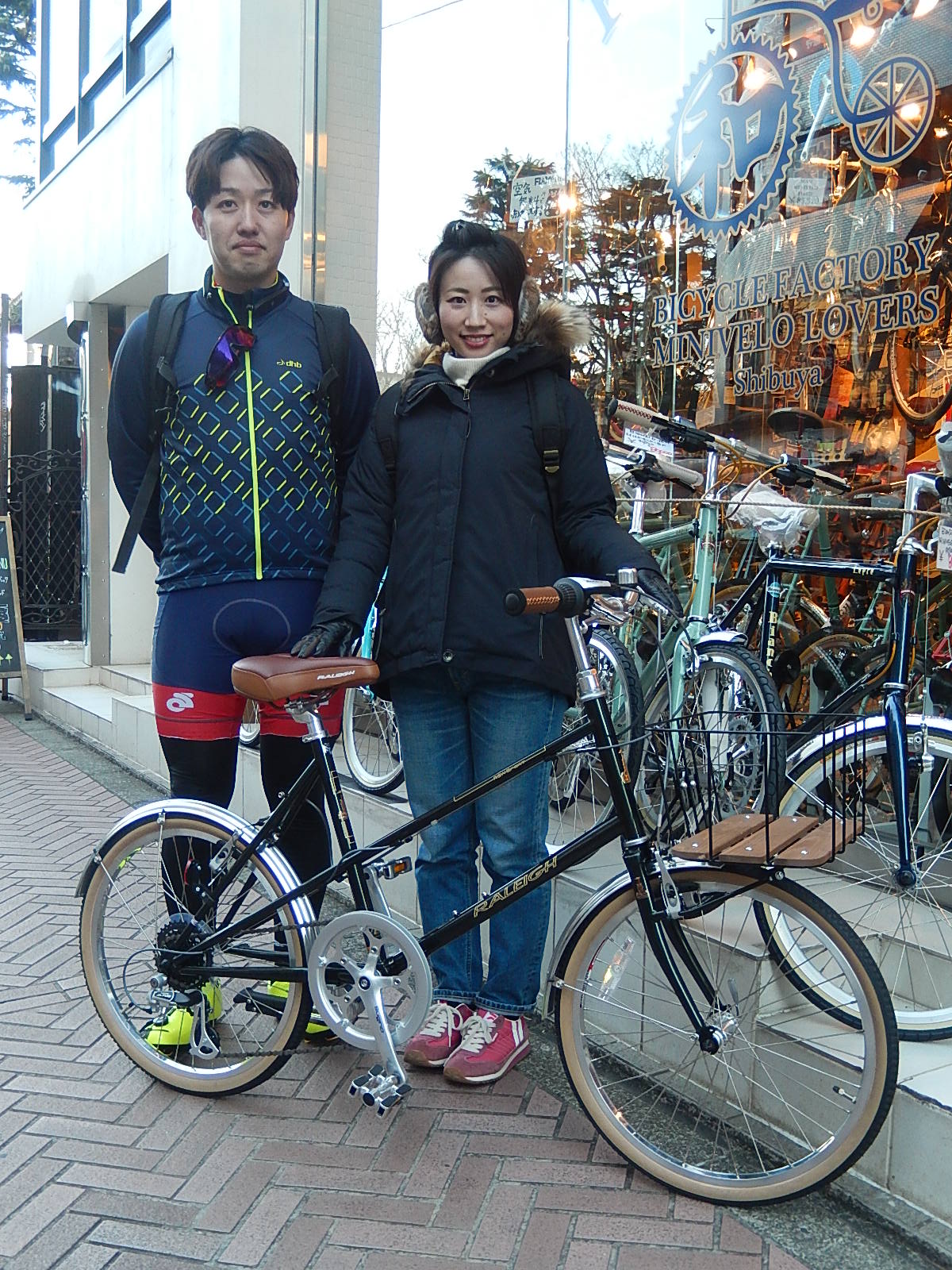 1月15日 渋谷 原宿 の自転車屋 FLAME bike前です_e0188759_18404115.jpg